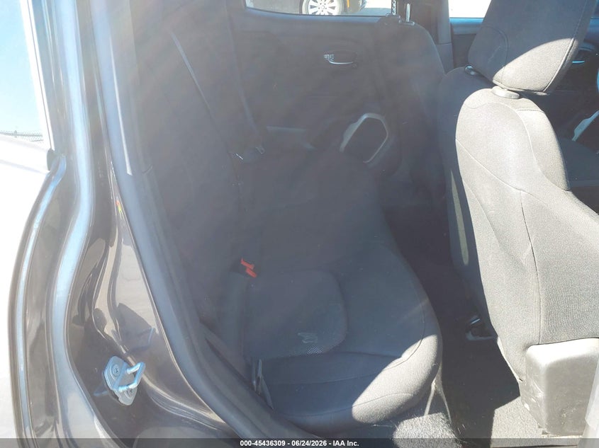 2016 Jeep Renegade VIN ZACCJBAT9GPD78952 IAAI salvage auction — FRONT END, Clear (New Jersey), sold $1,375 on 2026-07-29 (photo 8)