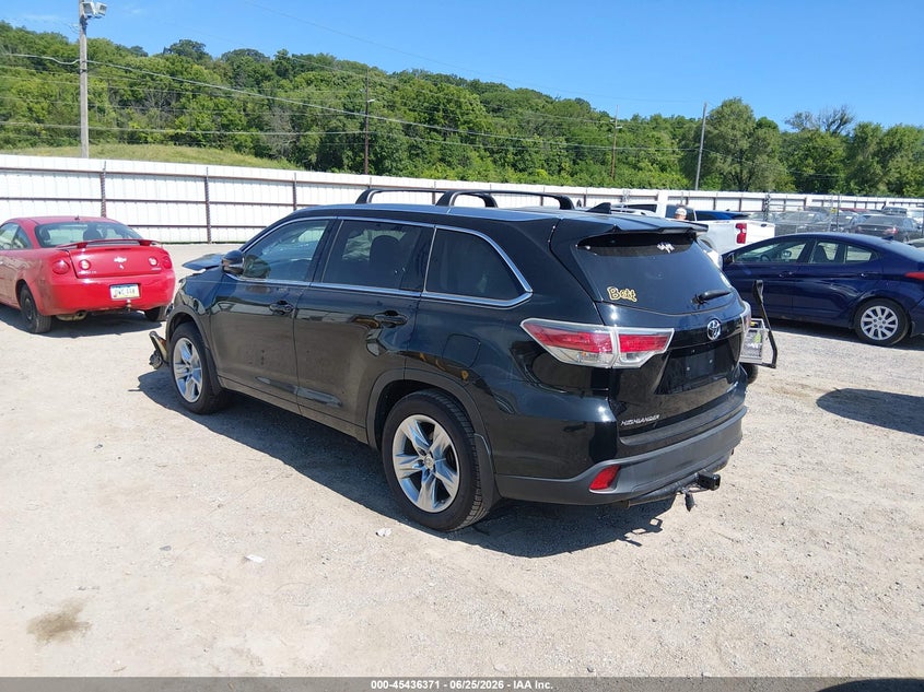 2015 Toyota Highlander VIN 5TDDKRFH4FS223743 IAAI salvage auction — FRONT END, Salvage Title, sold $2,050 on 2026-07-29 (photo 3)