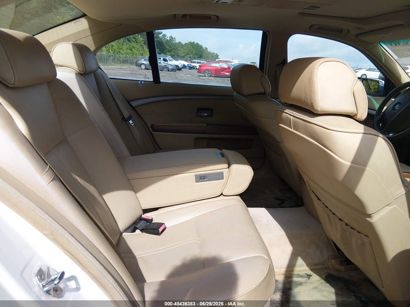 2006 BMW 7 series VIN WBAHN83516DT62671 IAAI salvage auction — LEFT SIDE, Salvage (Mississippi), sold $425 on 2026-07-15 (photo 8)