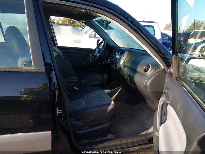 2004 Toyota Rav 4 VIN JTEGD20V740046338 IAAI salvage auction — FRONT END, Salvage (California), sold $1,050 on 2026-07-16 (photo 5)