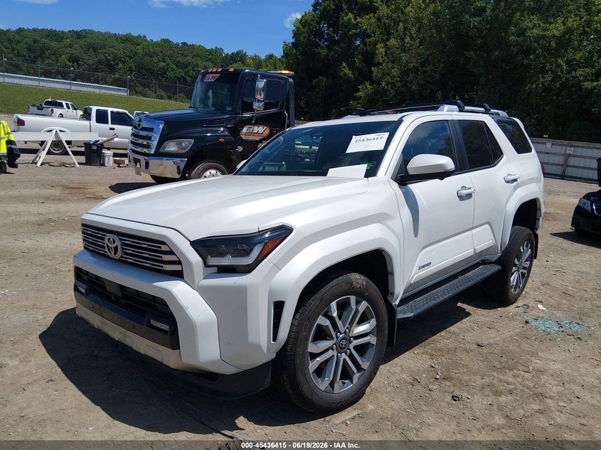 2025 Toyota 4runner VIN JTEVA5BR2S5023194 IAAI salvage auction — RIGHT FRONT, Salvage (Virginia), sold $38,200 on 2026-07-15 (photo 2)