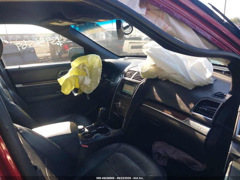 2019 Ford Explorer VIN 1FM5K8F87KGB47997 IAAI salvage auction — RIGHT SIDE, Salvage (Indiana), sold $2,350 on 2026-07-20 (photo 5)