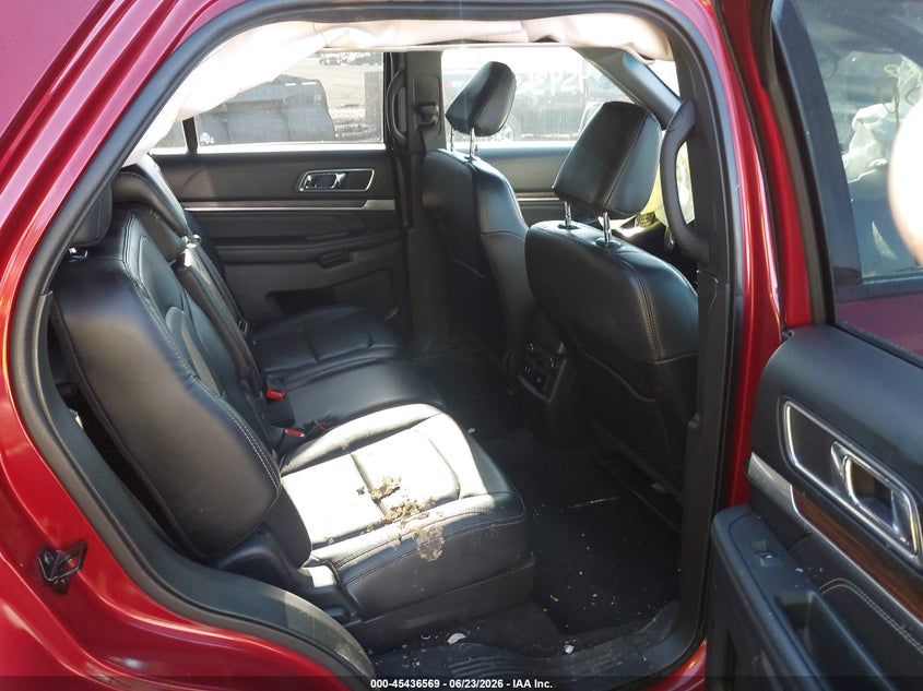 2019 Ford Explorer VIN 1FM5K8F87KGB47997 IAAI salvage auction — RIGHT SIDE, Salvage (Indiana), sold $2,350 on 2026-07-20 (photo 8)