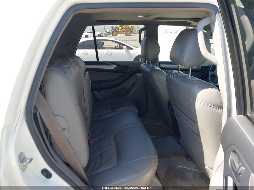 2007 Toyota 4runner VIN JTEZU14R378074854 IAAI salvage auction — REAR END, Salvage (California), sold $3,750 on 2026-07-15 (photo 8)