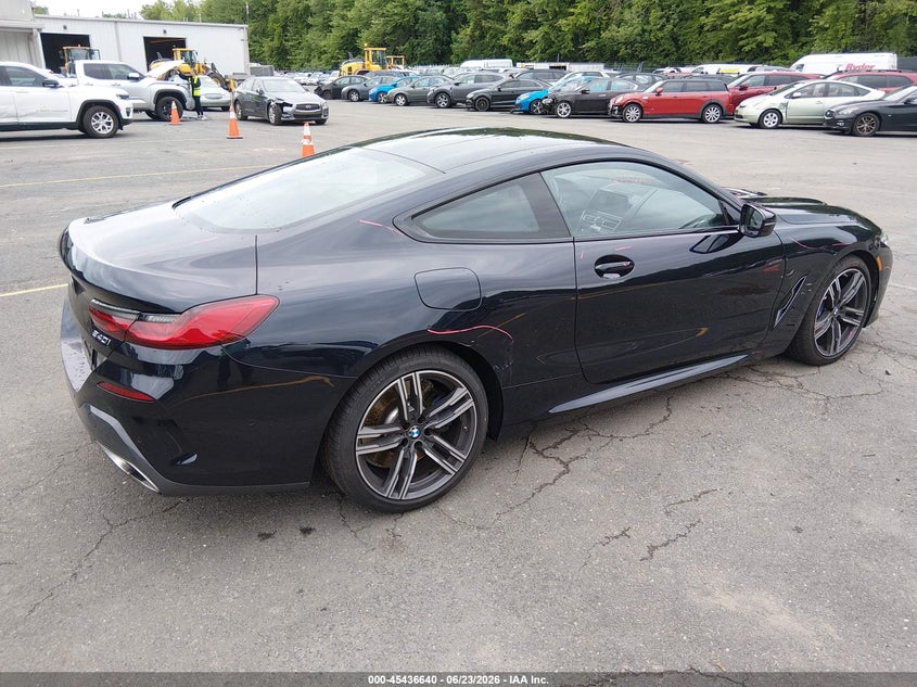 2022 BMW 8er VIN WBAAE4C09NCJ50779 IAAI salvage auction — FRONT END, Salvage (Connecticut), sold $23,400 on 2026-07-30 (photo 4)