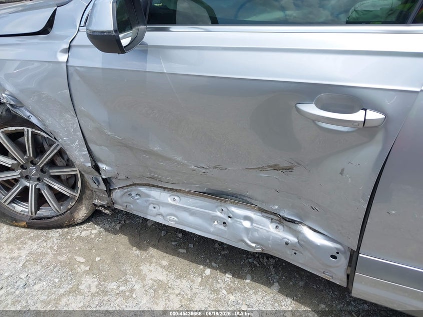 2017 Audi Q7 VIN WA1LHAF70HD045339 IAAI salvage auction — LEFT SIDE, Salvage (Georgia), sold $4,650 on 2026-07-19 (photo 6)