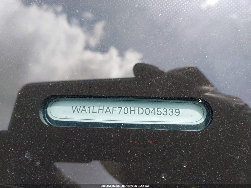 2017 Audi Q7 VIN WA1LHAF70HD045339 IAAI salvage auction — LEFT SIDE, Salvage (Georgia), sold $4,650 on 2026-07-19 (photo 9)