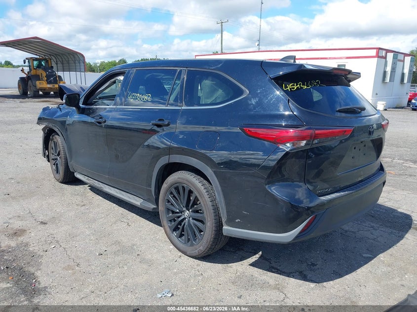 2022 Toyota Highlander VIN 5TDZZRAH6NS544447 IAAI salvage auction — FRONT END, Salvage Title, sold $7,900 on 2026-07-21 (photo 3)