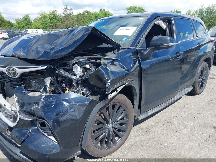 2022 Toyota Highlander VIN 5TDZZRAH6NS544447 IAAI salvage auction — FRONT END, Salvage Title, sold $7,900 on 2026-07-21 (photo 6)