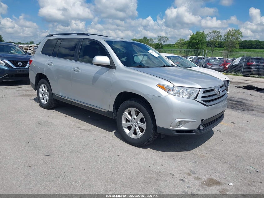 2011 Toyota Highlander VIN 5TDBK3EH8BS050616 IAAI salvage auction — LEFT FRONT, Salvage (Iowa), sold $1,250 on 2026-07-28 (photo 1)