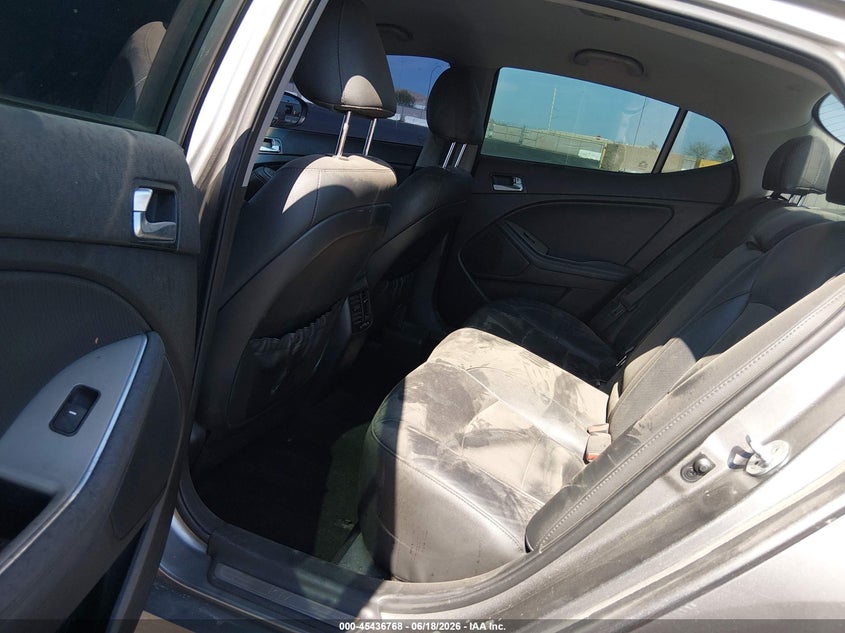 2015 Kia Optima VIN 5XXGR4A62FG470360 IAAI salvage auction — NORMAL WEAR, Clear (Nevada), sold $600 on 2026-07-17 (photo 8)