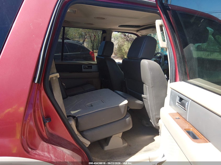 2007 Ford Expedition VIN 1FMFU17577LA64532 IAAI salvage auction — FRONT END, Salvage (Arizona), sold $675 on 2026-07-09 (photo 8)