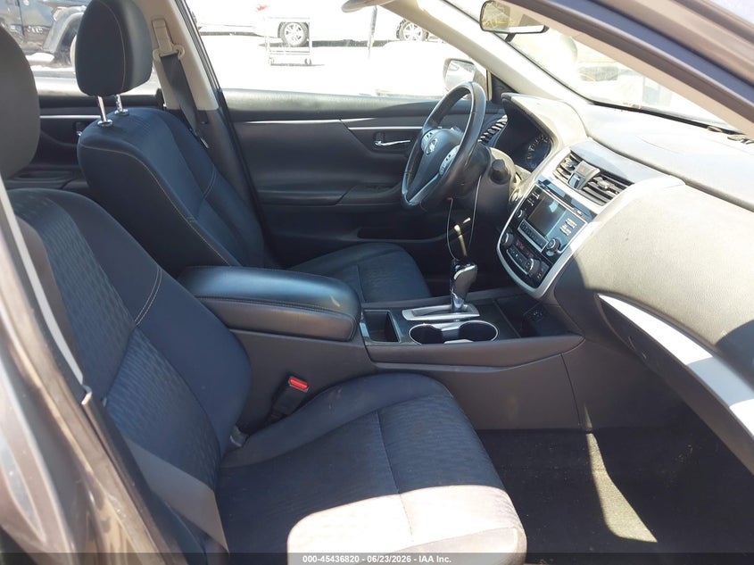 2018 Nissan Altima VIN 1N4AL3AP4JC212334 IAAI salvage auction — LEFT REAR, Salvage (California), sold $2,000 on 2026-07-29 (photo 5)