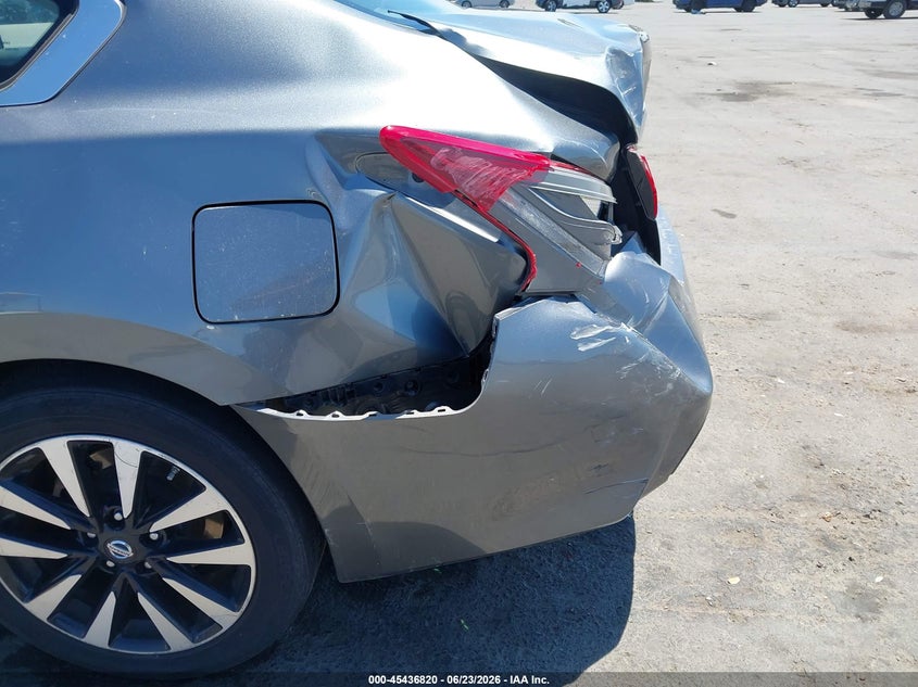 2018 Nissan Altima VIN 1N4AL3AP4JC212334 IAAI salvage auction — LEFT REAR, Salvage Title, sold $1,525 on 2026-07-24 (photo 6)
