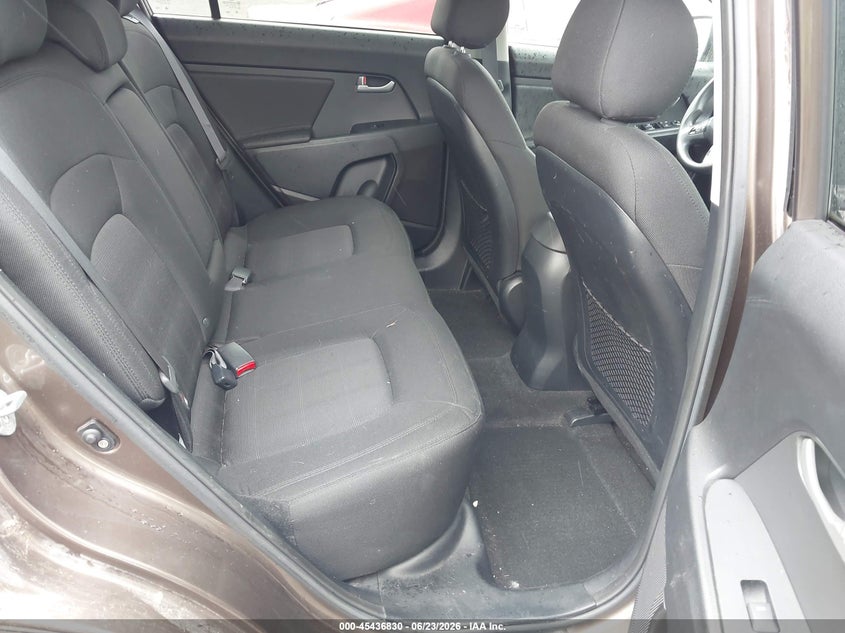 2012 Kia Sportage VIN KNDPB3A21C7217613 IAAI salvage auction — UNKNOWN, Salvage (Virginia), sold $2,450 on 2026-07-07 (photo 8)