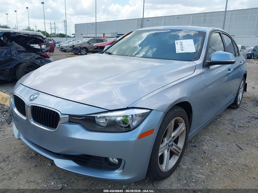 2012 BMW 3er VIN WBA3A5C53CF344595 IAAI salvage auction — WATER/FLOOD, Salvage (Texas), sold $550 on 2026-07-18 (photo 6)