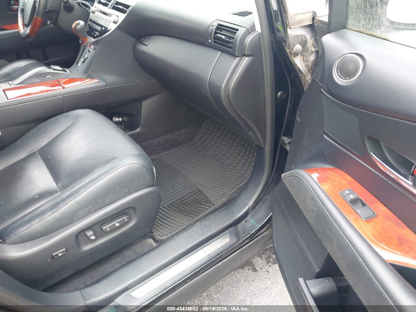 2011 Lexus Rx 450h VIN JTJZB1BA9B2005215 IAAI salvage auction — NORMAL WEAR, Clear (Georgia), sold $2,775 on 2026-07-15 (photo 5)