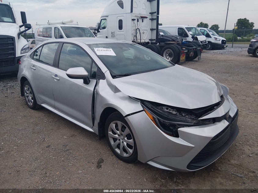 2025 Toyota Corolla VIN 5YFB4MDE1SP261012 IAAI salvage auction — LEFT FRONT, Salvage Title, sold $6,400 on 2026-07-29 (photo 1)