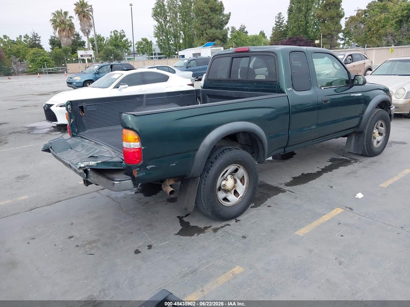 2004 Toyota Tacoma VIN 5TESM92N54Z373700 IAAI salvage auction — REAR END, Salvage (California), sold $2,700 on 2026-07-29 (photo 4)