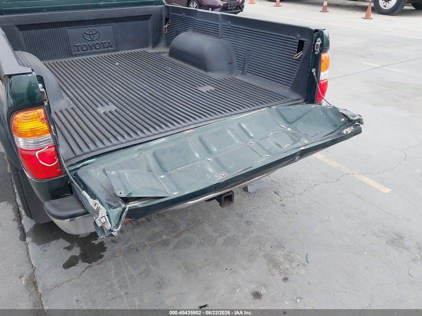 2004 Toyota Tacoma VIN 5TESM92N54Z373700 IAAI salvage auction — REAR END, Salvage (California), sold $2,700 on 2026-07-29 (photo 6)
