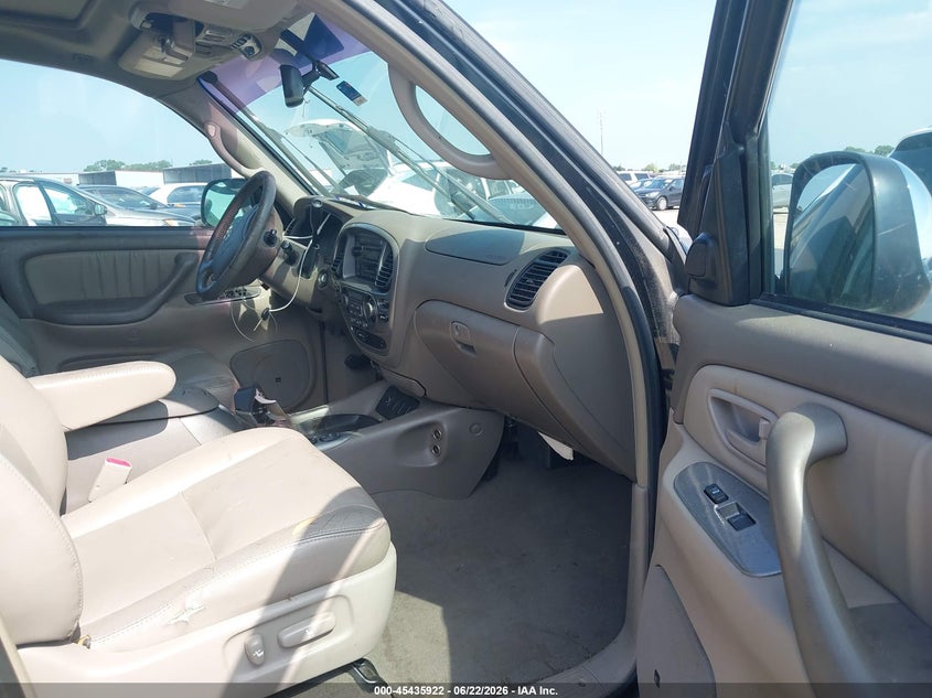 2007 Toyota Sequoia VIN 5TDBT48A27S291130 IAAI salvage auction — NORMAL WEAR, Clear (Montana), sold $1,000 on 2026-07-28 (photo 5)