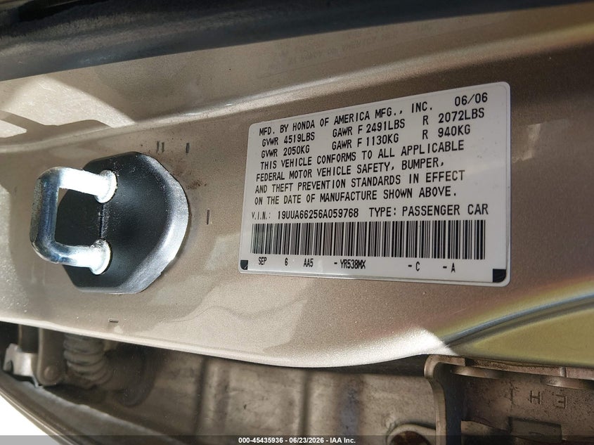 2006 Acura Tl VIN 19UUA66256A059768 IAAI salvage auction — FRONT END, Clear (Indiana), sold $375 on 2026-07-26 (photo 9)