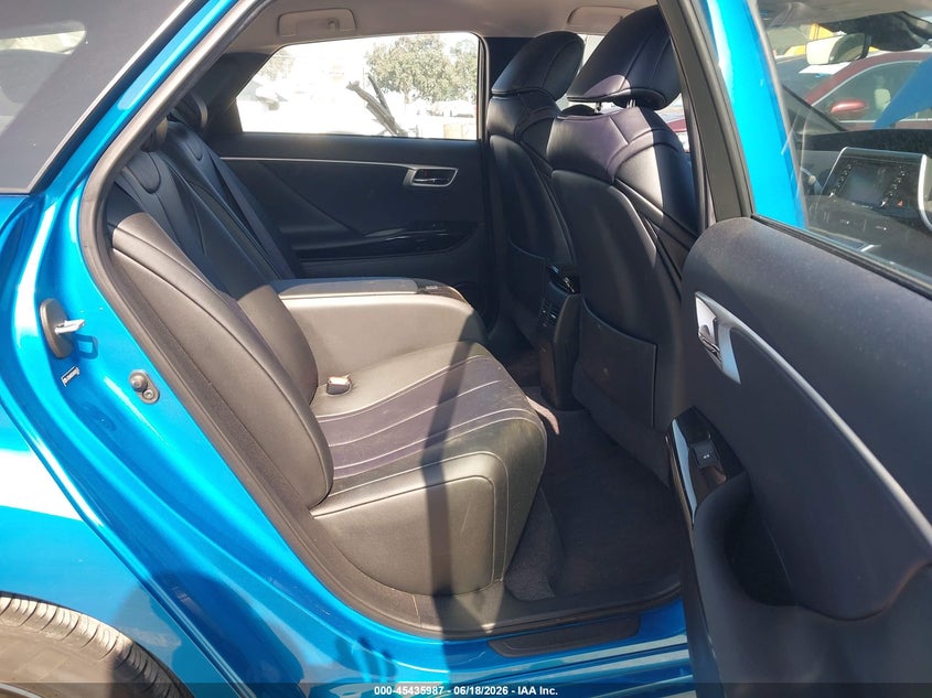 2019 Toyota Mirai VIN JTDBVRBD3KA006533 IAAI salvage auction — LEFT FRONT, Salvage Title, sold $550 on 2026-07-24 (photo 8)
