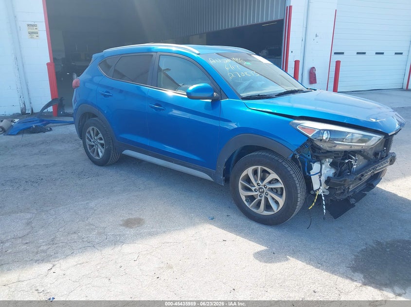 2018 Hyundai Tucson VIN KM8J33A49JU775417 IAAI salvage auction — FRONT END, Rebuildable (Florida), sold $2,350 on 2026-07-08 (photo 1)