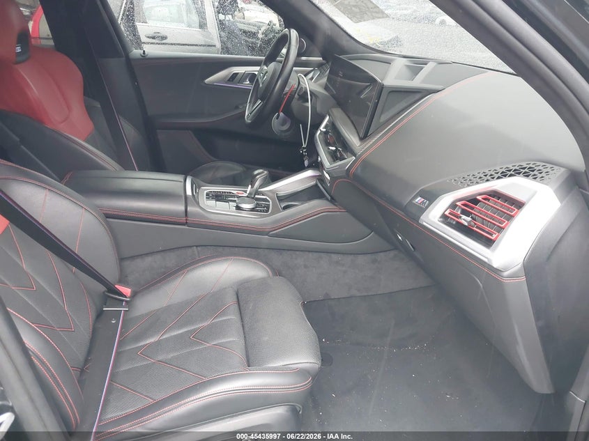 2024 BMW Xm VIN 5YM33CS0XR9U24059 IAAI salvage auction — FRONT END, Mv-907A (New York), sold $38,250 on 2026-07-21 (photo 5)