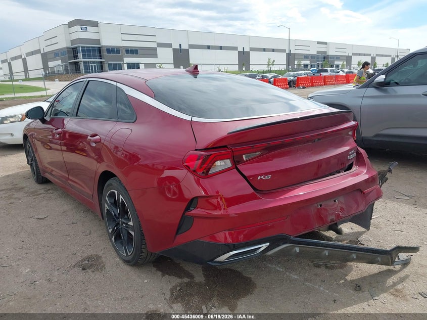 2022 Kia K5 VIN 5XXG64J26NG083945 IAAI salvage auction — REAR END, Salvage Title, sold $8,000 on 2026-09-01 (photo 3)