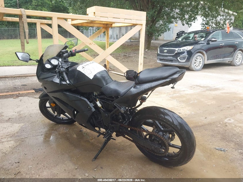 2012 Kawasaki Ex250 VIN JKAEXMJ18CDAB1821 IAAI salvage auction — NORMAL WEAR, Clear (Tennessee), sold $150 on 2026-07-28 (photo 3)
