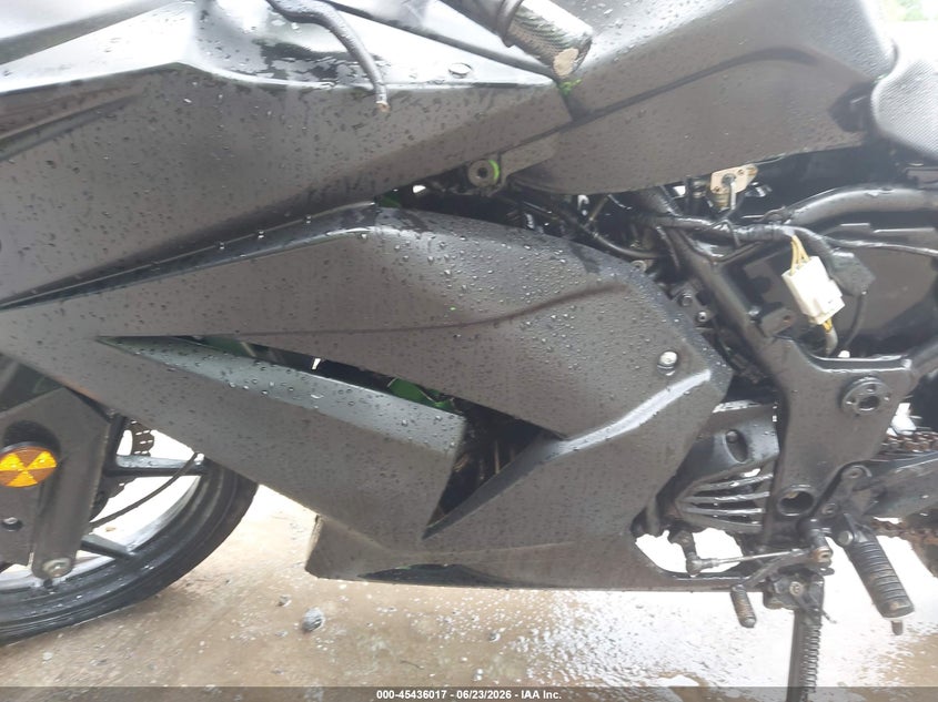2012 Kawasaki Ex250 VIN JKAEXMJ18CDAB1821 IAAI salvage auction — NORMAL WEAR, Clear (Tennessee), sold $150 on 2026-07-28 (photo 9)