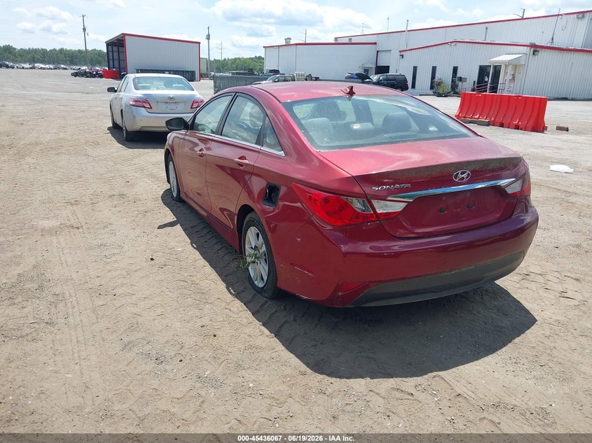 2014 Hyundai Sonata VIN 5NPEB4ACXEH913732 IAAI salvage auction — NORMAL WEAR, Clear (Maryland), sold $475 on 2026-07-15 (photo 3)