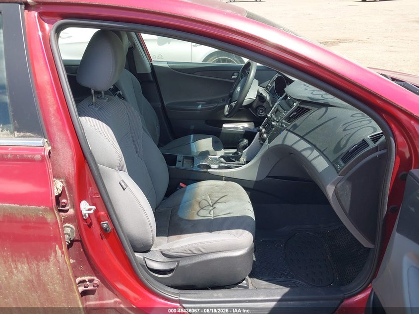 2014 Hyundai Sonata VIN 5NPEB4ACXEH913732 IAAI salvage auction — NORMAL WEAR, Clear (Maryland), sold $475 on 2026-07-15 (photo 5)