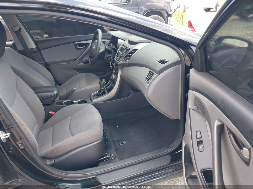 2015 Hyundai Elantra VIN KMHDH4AE2FU354577 IAAI salvage auction — REAR END, Rebuildable (Florida), sold $675 on 2026-07-07 (photo 5)