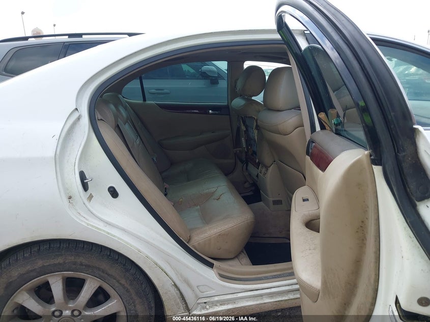 2003 Lexus Es 300 VIN JTHBF30G230123081 IAAI salvage auction — NORMAL WEAR, Original (Texas), sold $475 on 2026-07-09 (photo 8)