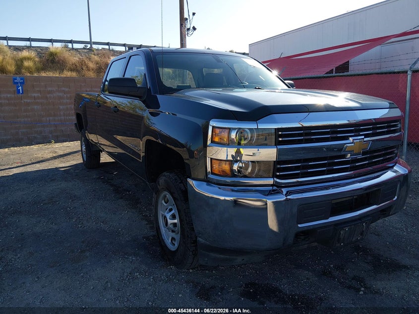 2018 Chevrolet Silverado 2500 VIN 1GC1CUEG9JF236282 IAAI salvage auction — LEFT & RIGHT, SF97 (California), sold $13,900 on 2026-07-28 (photo 1)