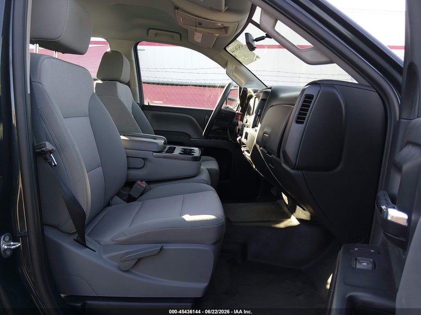 2018 Chevrolet Silverado 2500 VIN 1GC1CUEG9JF236282 IAAI salvage auction — LEFT & RIGHT, SF97 (California), sold $13,900 on 2026-07-28 (photo 5)