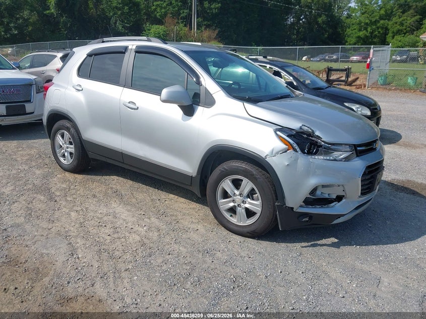 2022 Chevrolet Trax VIN KL7CJPSM1NB560069 IAAI salvage auction — RIGHT FRONT, Salvage (Virginia), sold $3,675 on 2026-07-28 (photo 1)