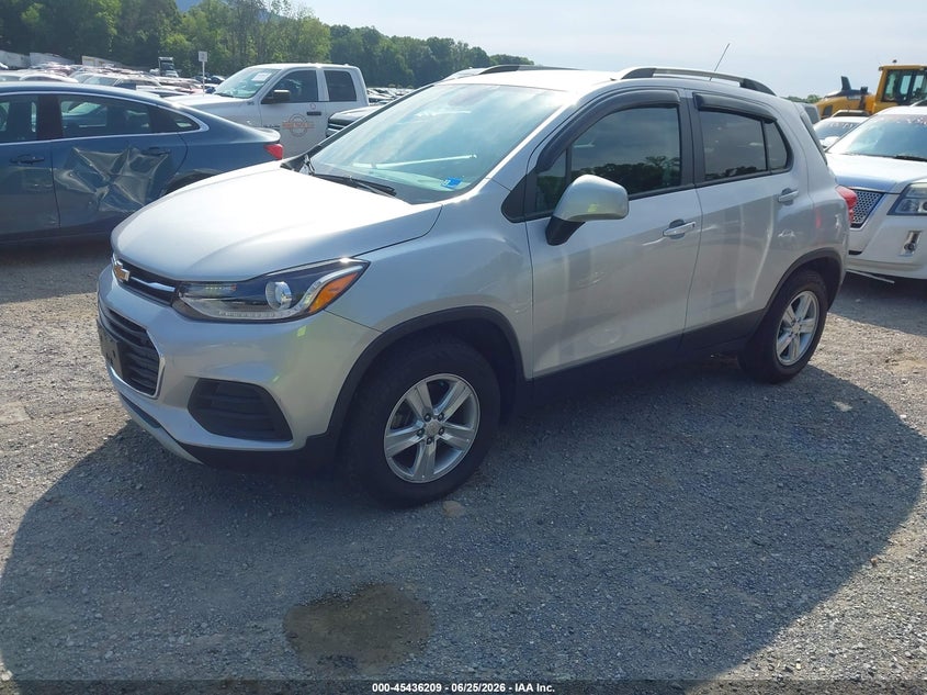 2022 Chevrolet Trax VIN KL7CJPSM1NB560069 IAAI salvage auction — RIGHT FRONT, Salvage (Virginia), sold $3,675 on 2026-07-28 (photo 2)