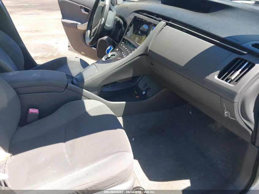 2011 Toyota Prius VIN JTDKN3DUXB5326094 IAAI salvage auction — RIGHT SIDE, Salvage - Greater Than 75% (Maryland), sold $125 on 2026-07-28 (photo 5)