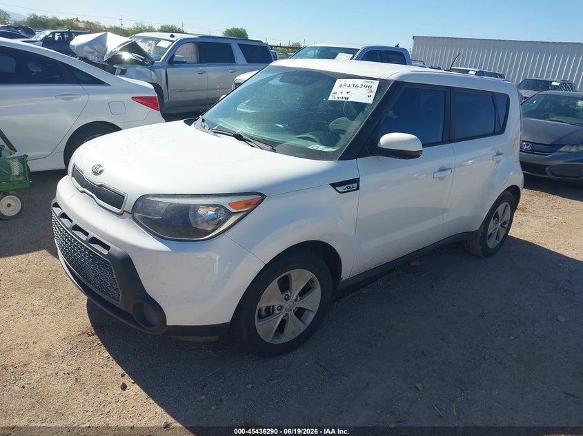 2016 Kia Soul VIN KNDJN2A28G7388775 IAAI salvage auction — NORMAL WEAR, Clear-Dealer Only (Arizona), sold $225 on 2026-07-09 (photo 2)