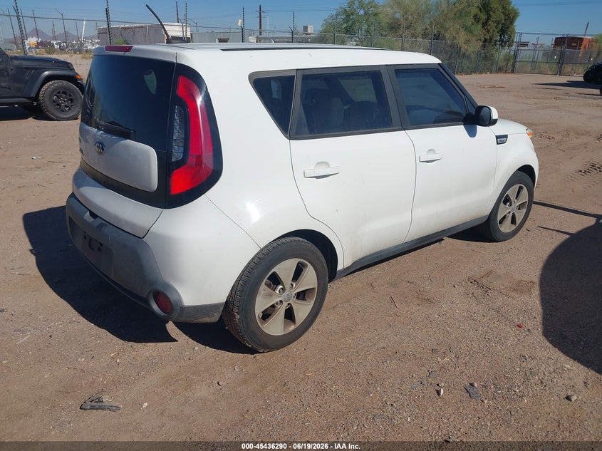 2016 Kia Soul VIN KNDJN2A28G7388775 IAAI salvage auction — NORMAL WEAR, Clear-Dealer Only (Arizona), sold $225 on 2026-07-09 (photo 4)