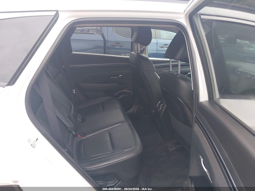 2023 Hyundai Tucson VIN KM8JFCA16PU136126 IAAI salvage auction — FRONT & REAR, Salvage (Missouri), sold $7,600 on 2026-07-29 (photo 8)