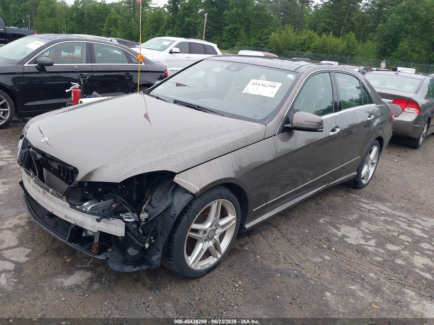 2011 Mercedes-benz E-class VIN WDDHF8HB8BA368578 IAAI salvage auction — LEFT FRONT, Salvage (Massachusetts), sold $2,250 on 2026-07-24 (photo 2)