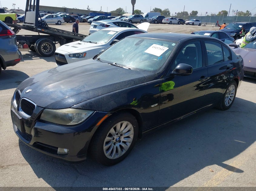 2009 BMW 3 series VIN WBAPH57589NM34055 IAAI salvage auction — NORMAL WEAR, Clear - Dealer Only (California), sold $475 on 2026-07-08 (photo 2)