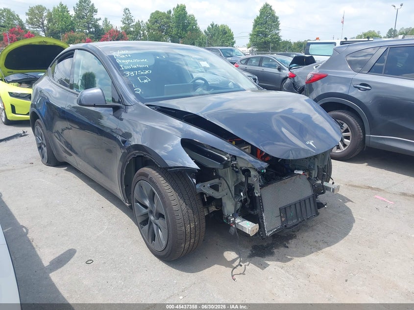 2025 Tesla Model y VIN 7SAYGDEE1SA337520 IAAI salvage auction — FRONT END, Salvage (North Carolina), sold $10,900 on 2026-07-30 (photo 1)
