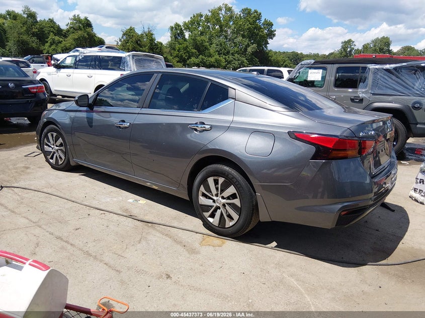 2019 Nissan Altima VIN 1N4BL4BV3KC118955 IAAI salvage auction — FRONT END, Salvage Title, sold $2,300 on 2026-07-18 (photo 3)