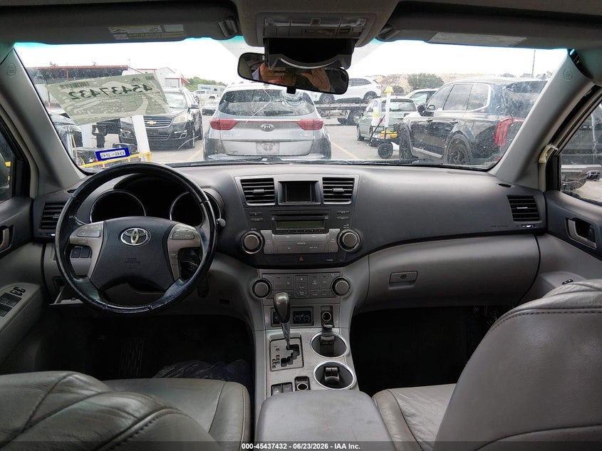 2010 Toyota Highlander VIN 5TDJK3EH9AS025346 IAAI salvage auction — RIGHT SIDE, Salvage (Texas), sold $1,850 on 2026-07-23 (photo 5)