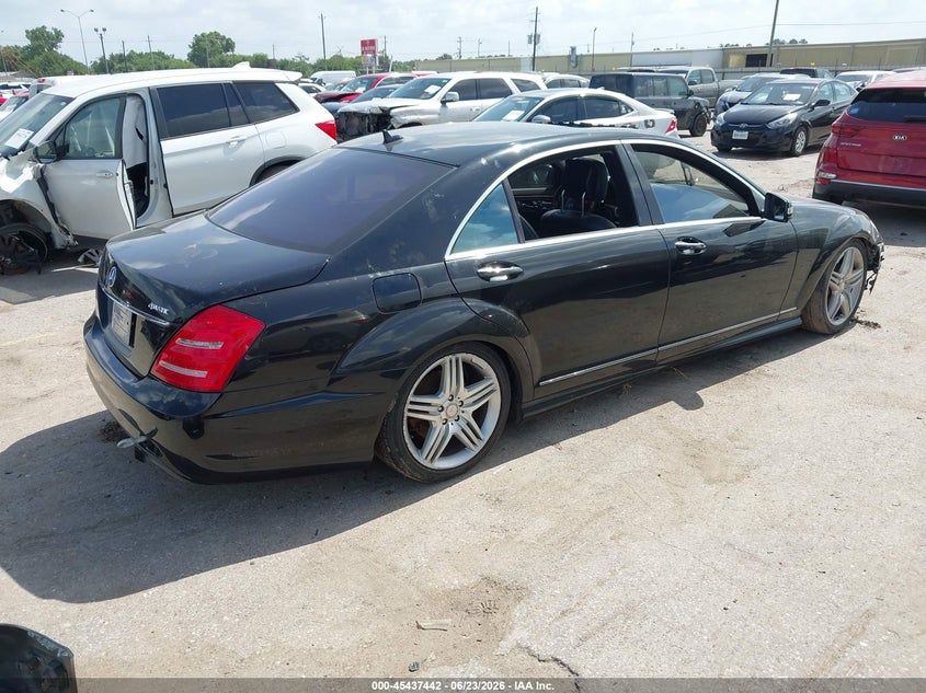 2011 Mercedes-benz S class VIN WDDNG8GB8BA399816 IAAI salvage auction — FRONT END, Salvage (Texas), sold $1,125 on 2026-07-29 (photo 4)